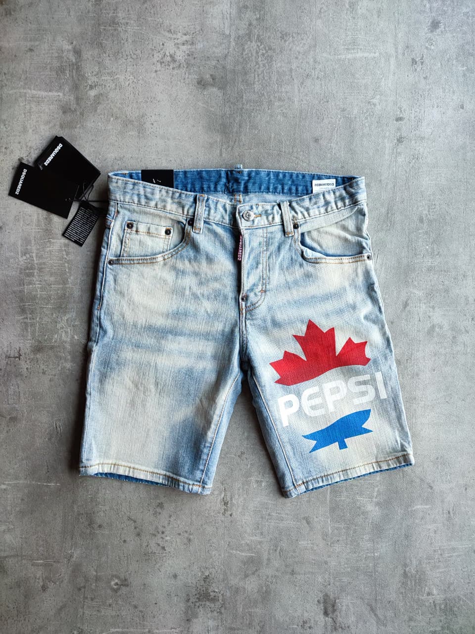 Bermuda de Jean Dsquared2 x Pepsi Edición Especial