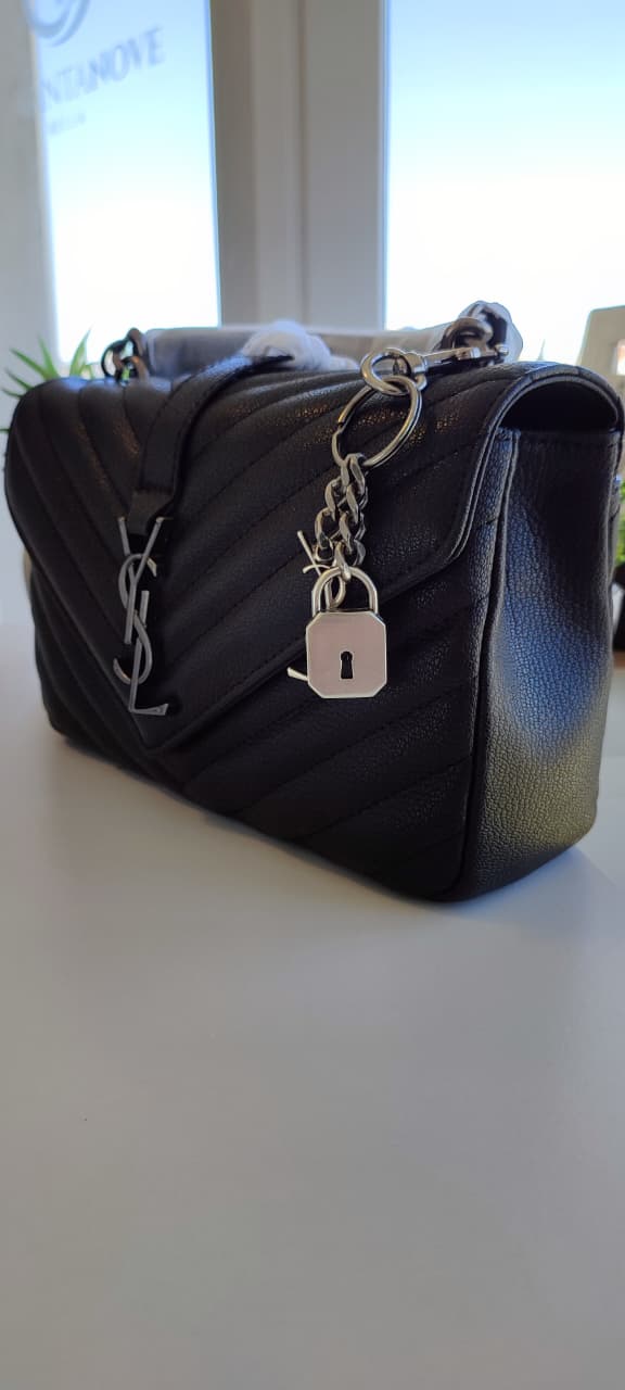 Bolso de Mano y Hombro "College Noir" – Negro con Plata (foto 3)