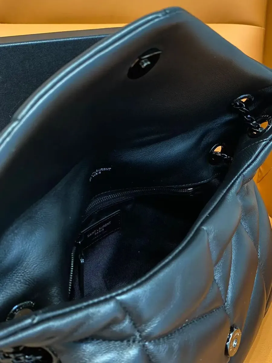 Bolso de Hombro "Lou Puffer" – Total Black (foto 3)