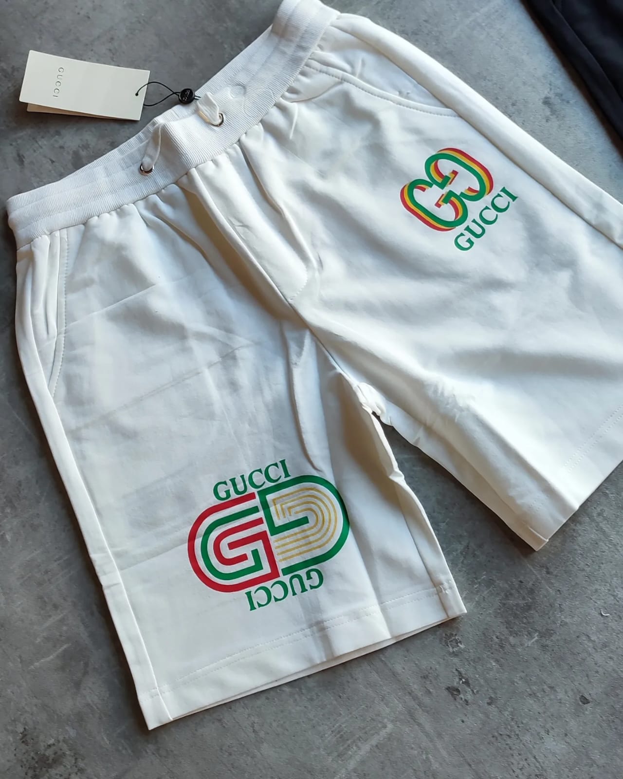 Short Gucci Interlocking G (foto 3)