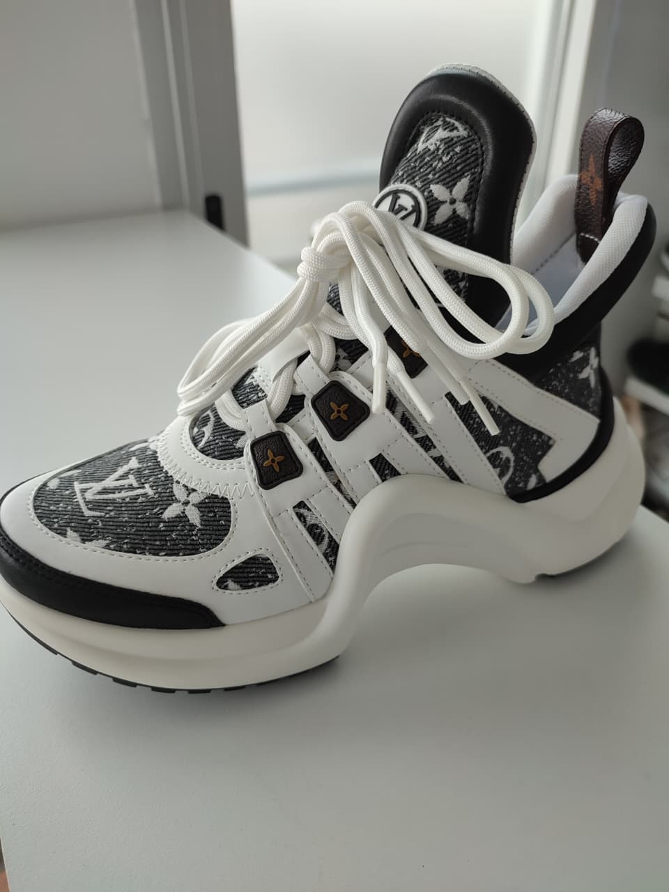 Zapatillas Louis Vuitton Archlight (foto 2)