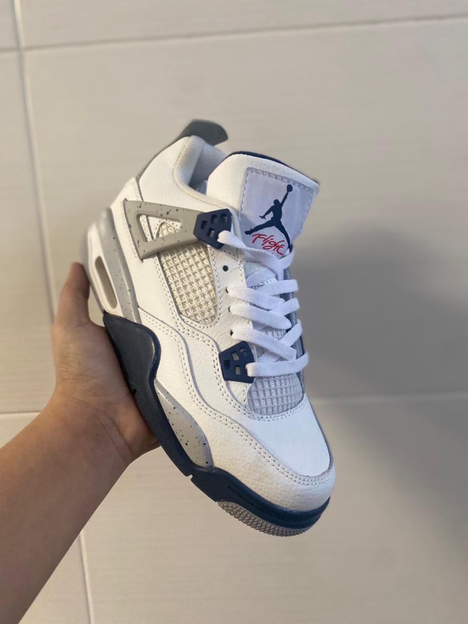 Air Jordan 4 Retro "Midnight Navy"