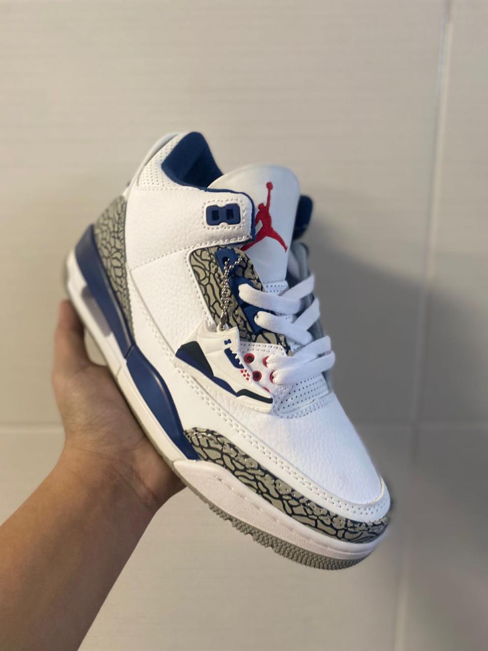 Air Jordan 3 Retro "True Blue"