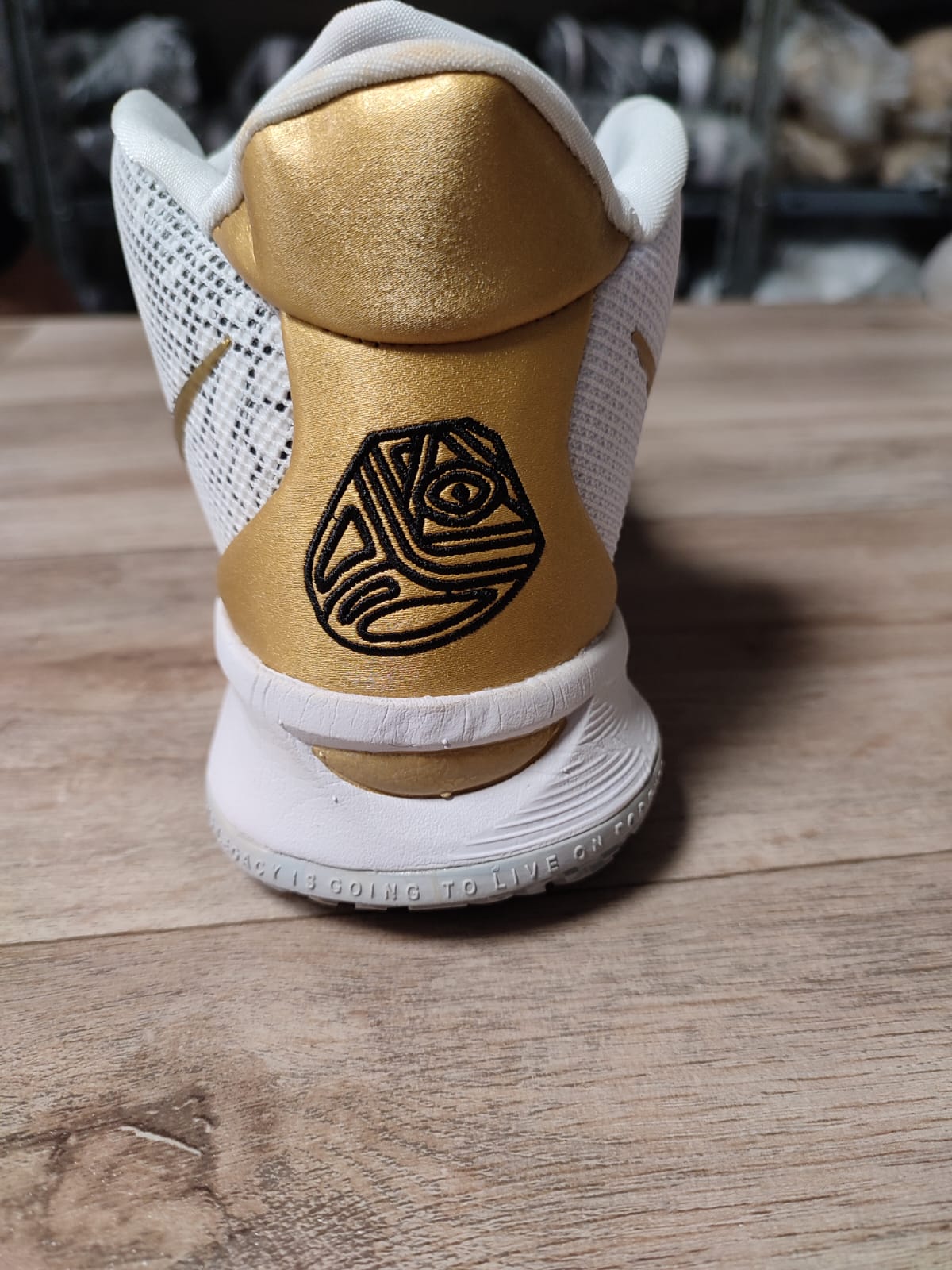 Concepts x Nike Kyrie 7 "Horus" (foto 4)