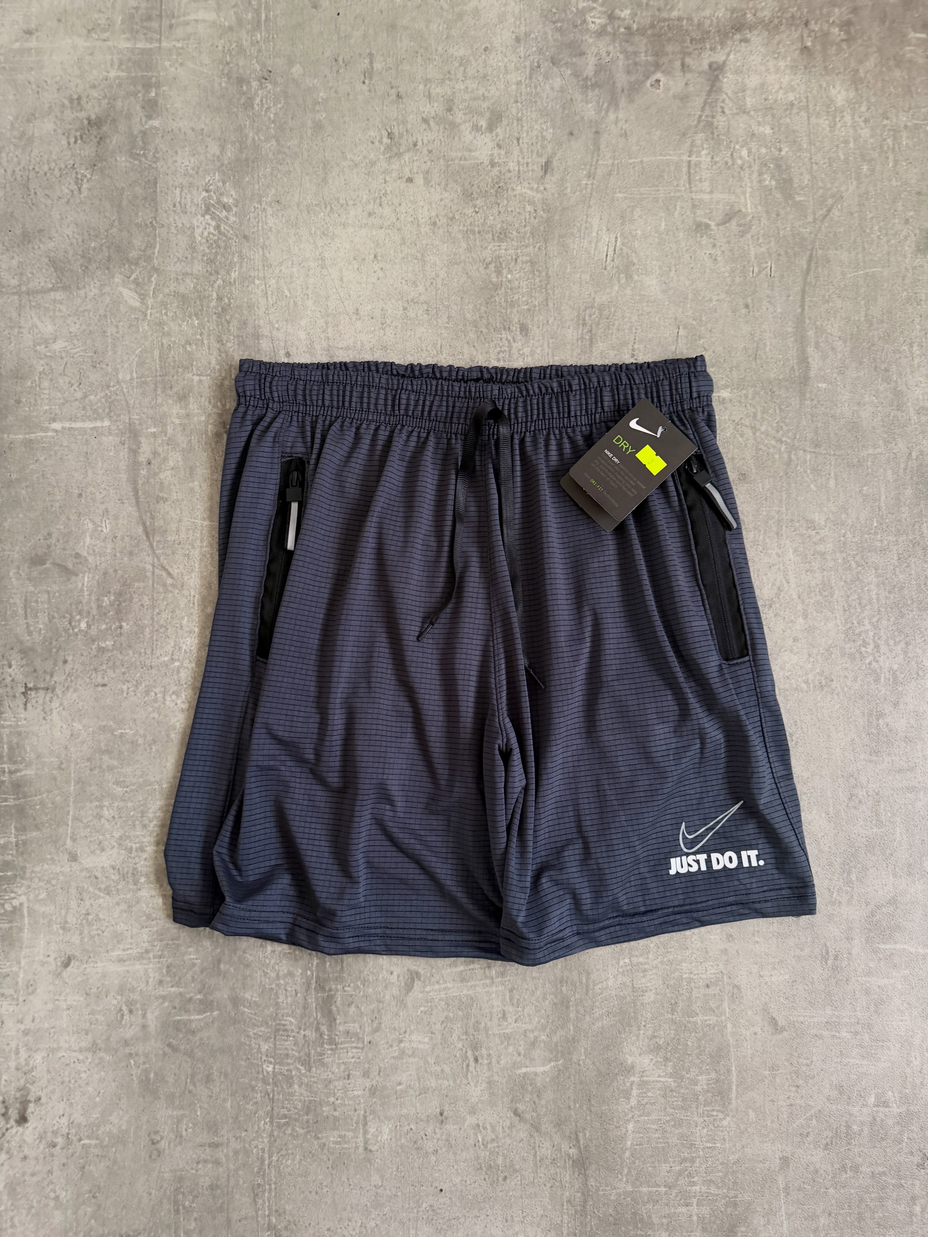 SHORT TRAINING EVERLAST GRIS