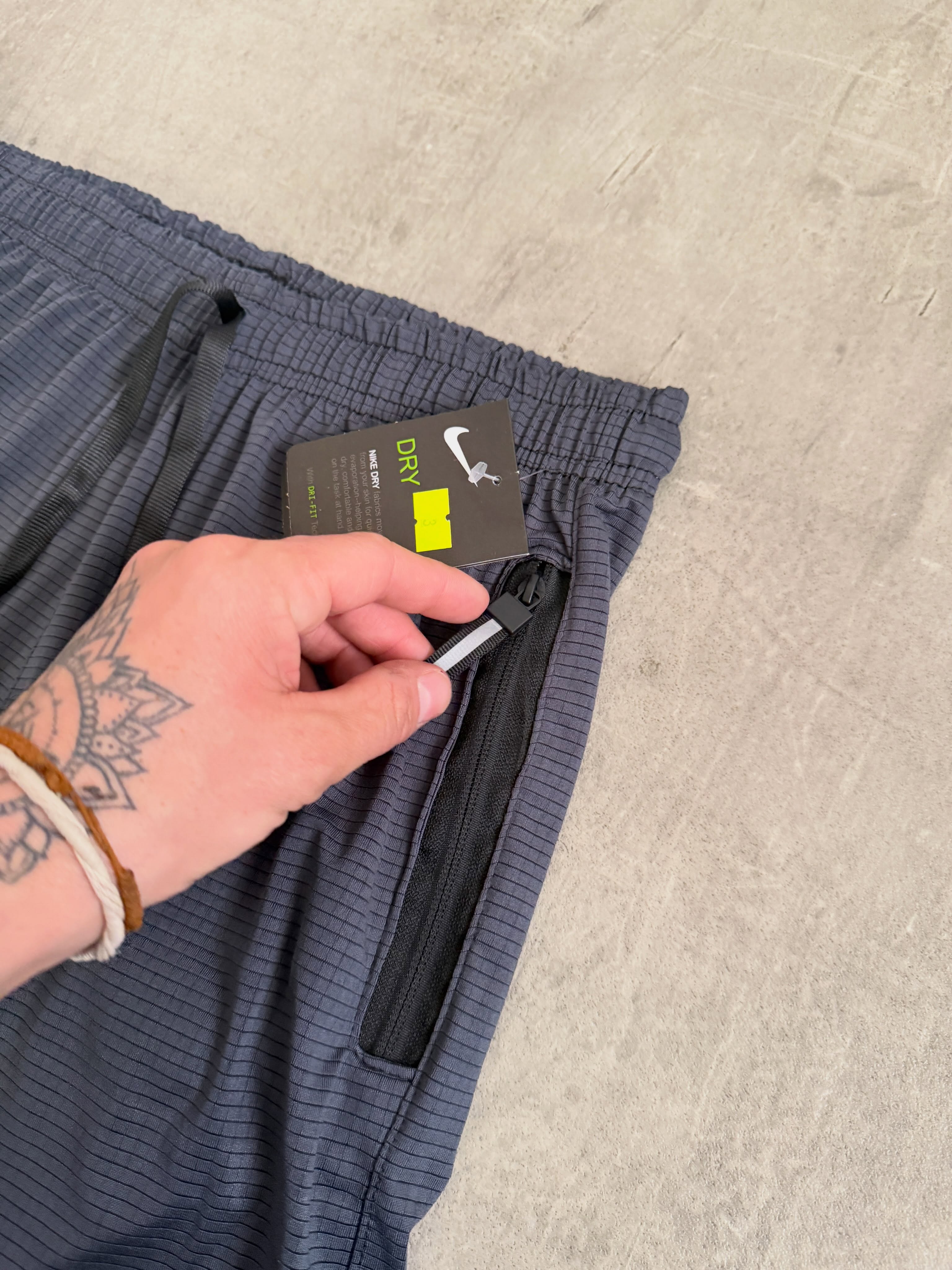 SHORT TRAINING EVERLAST GRIS (foto 2)