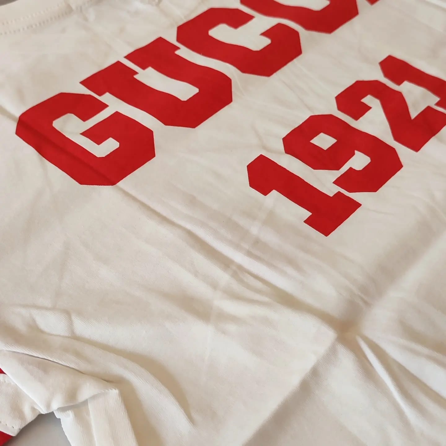 Remera Gucci 100 Centenario "Music Is Mine" (foto 3)