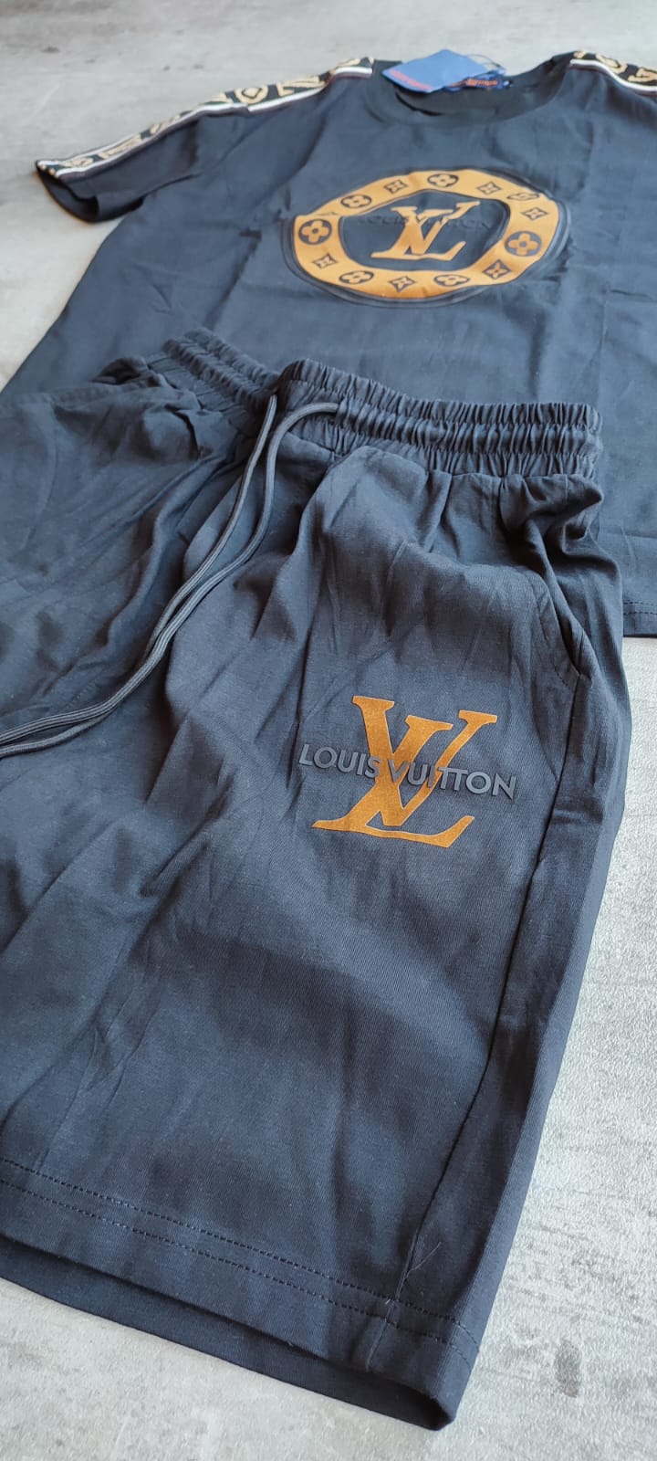 Conjunto Urbano LV Premium (foto 2)